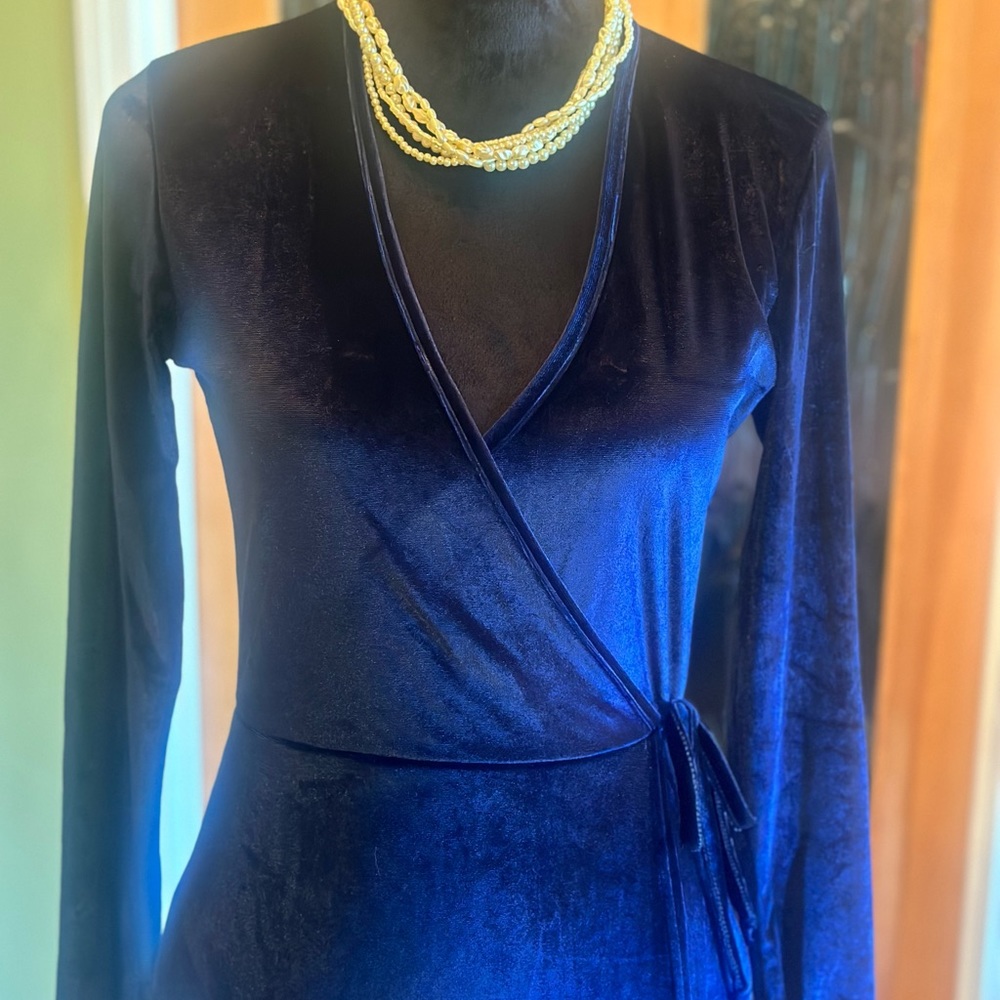 Boohoo Midnight Blue Velour Dress Size 10